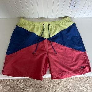 Vineyard Vines Board Shorts - Men’s XL